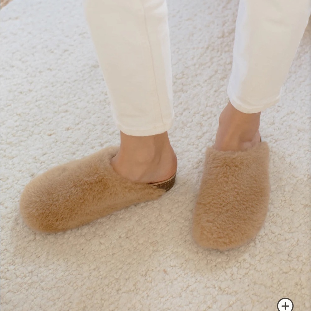 Jenni Kayne Shearling Moc Clog - Picture 4 of 9